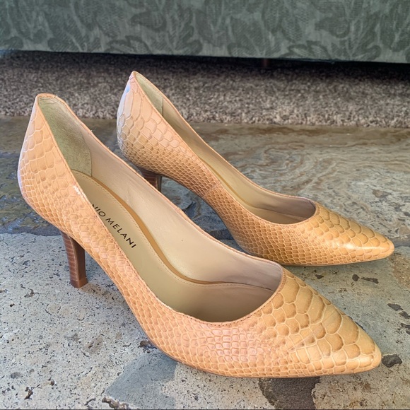 ANTONIO MELANI Shoes - *HP* Antonio Melani Leather Snakeskin Heel Pumps